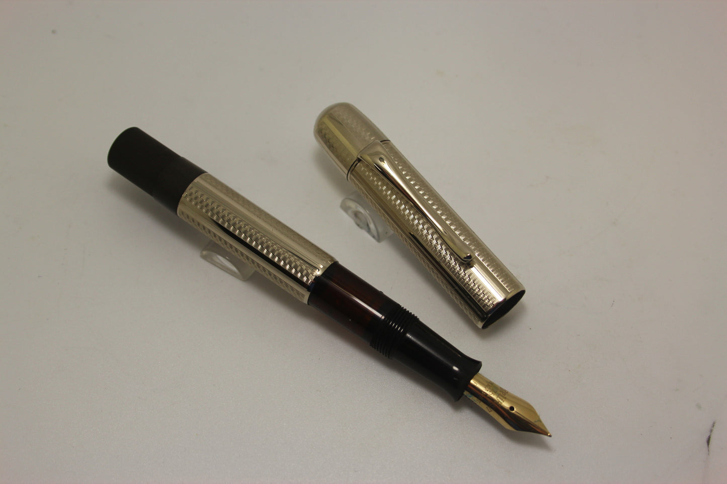 Pelikan Originals Of Their Time Limited Edition White Gold Fountain Pen