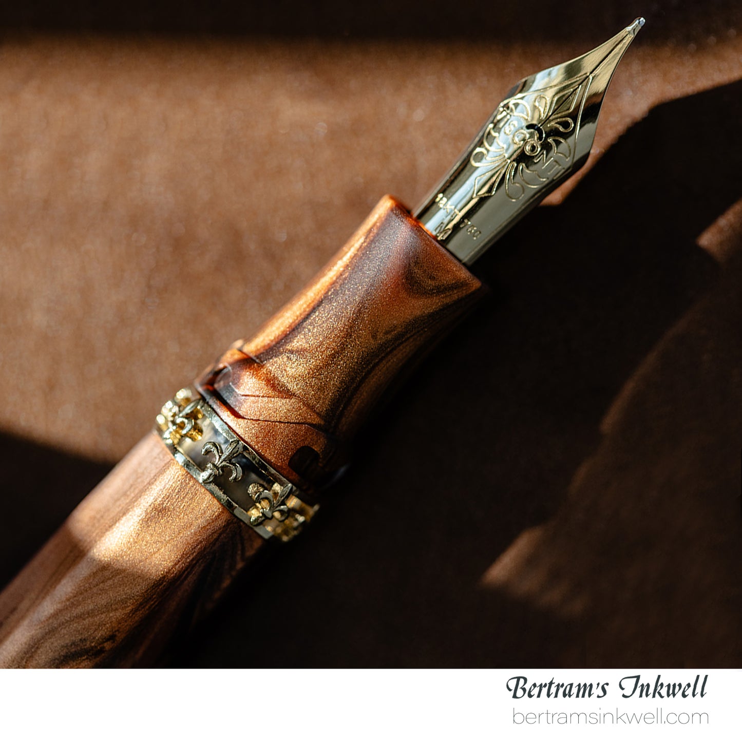 Visconti Medici Briarwood Gold Trim Oversize Fountain Pen