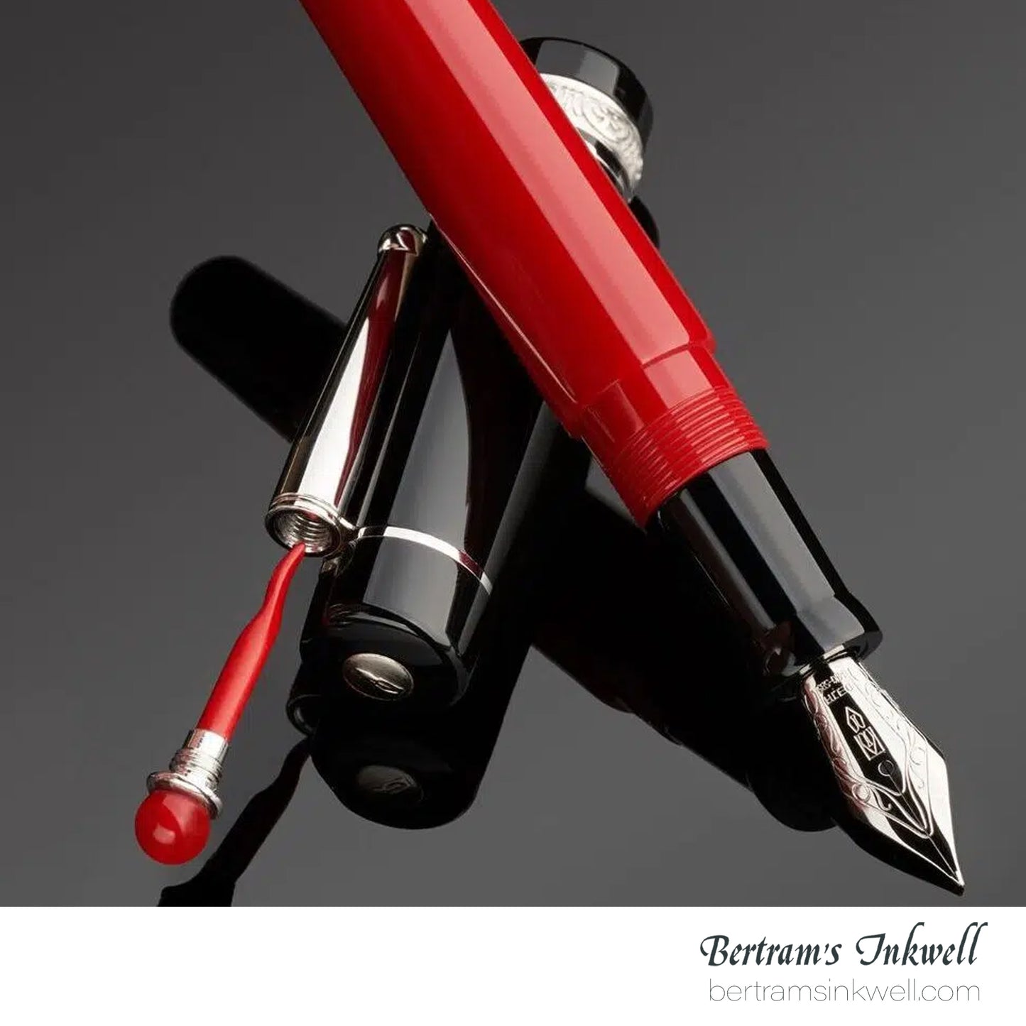 Delta WE Smorfia Red/Black Fountain Pen 14K Nib