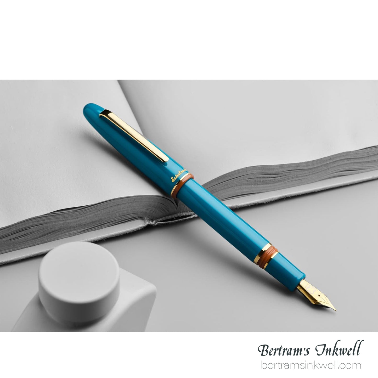 Esterbrook Estie Back To The Lands Funky Lake Regular Size Fountain Pen