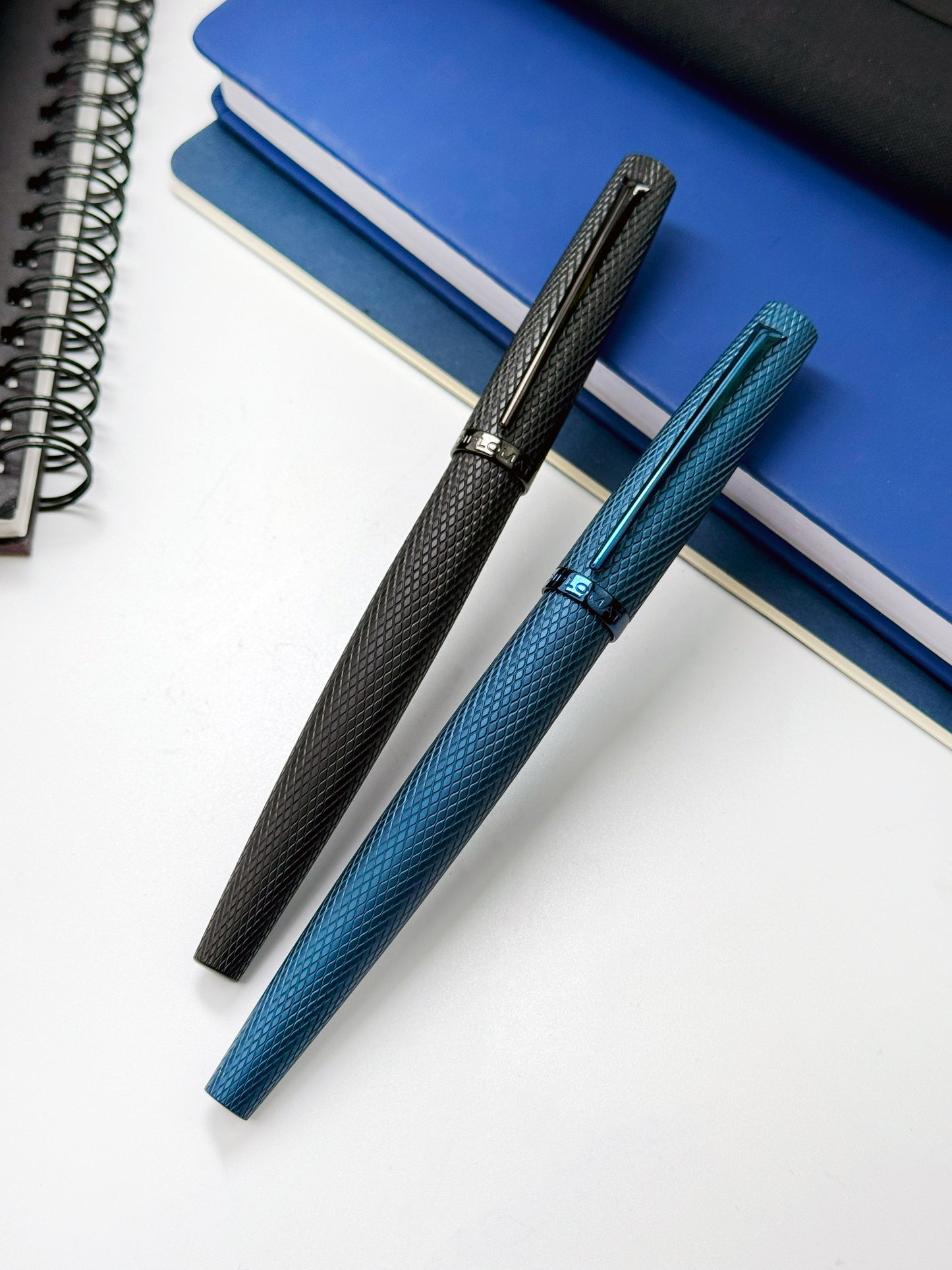 Diplomat Viper Noir Guilloche Rollerball