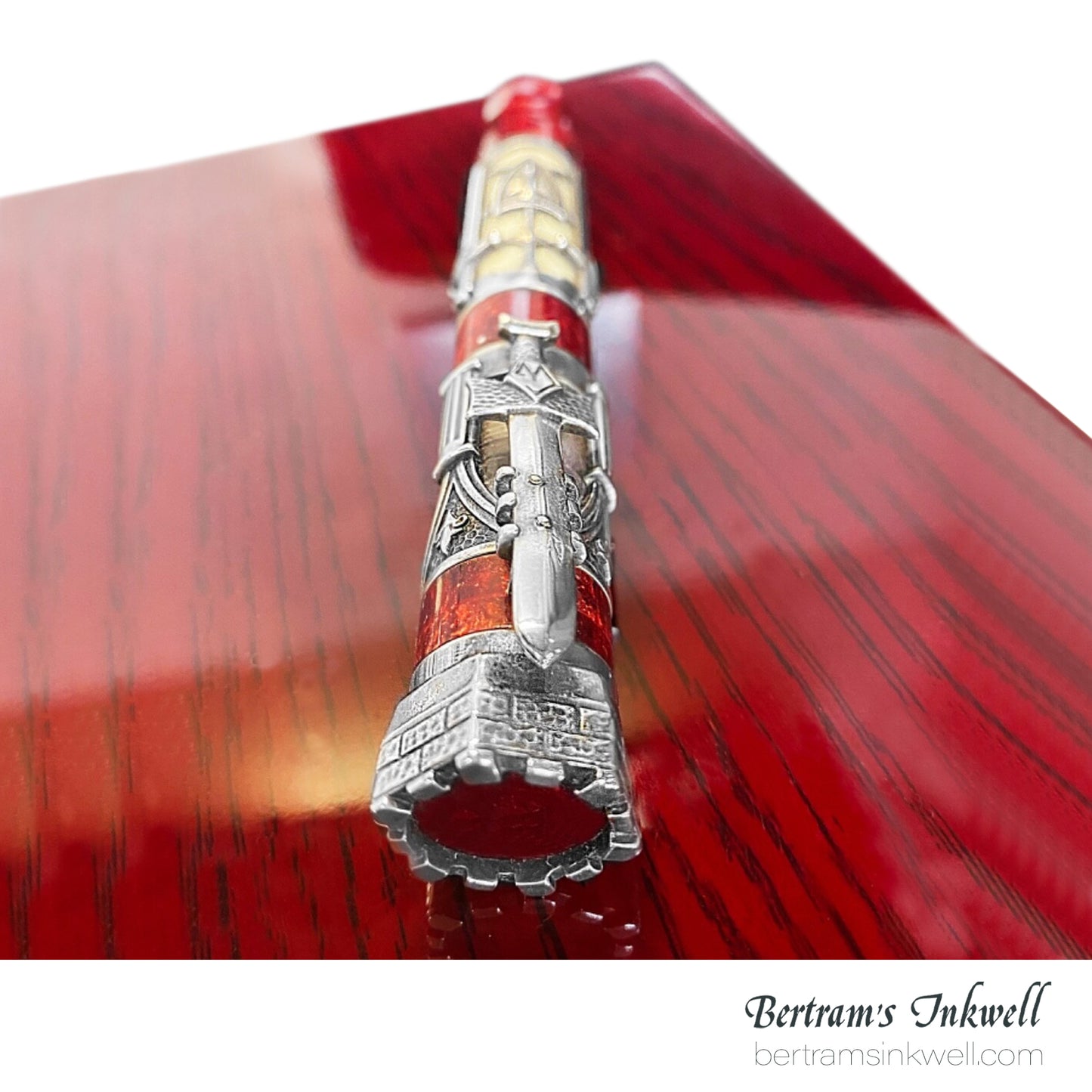 Gisi Pen Company Knights Templar Camelot Ivory Limited Edition Fountain Pen 2006