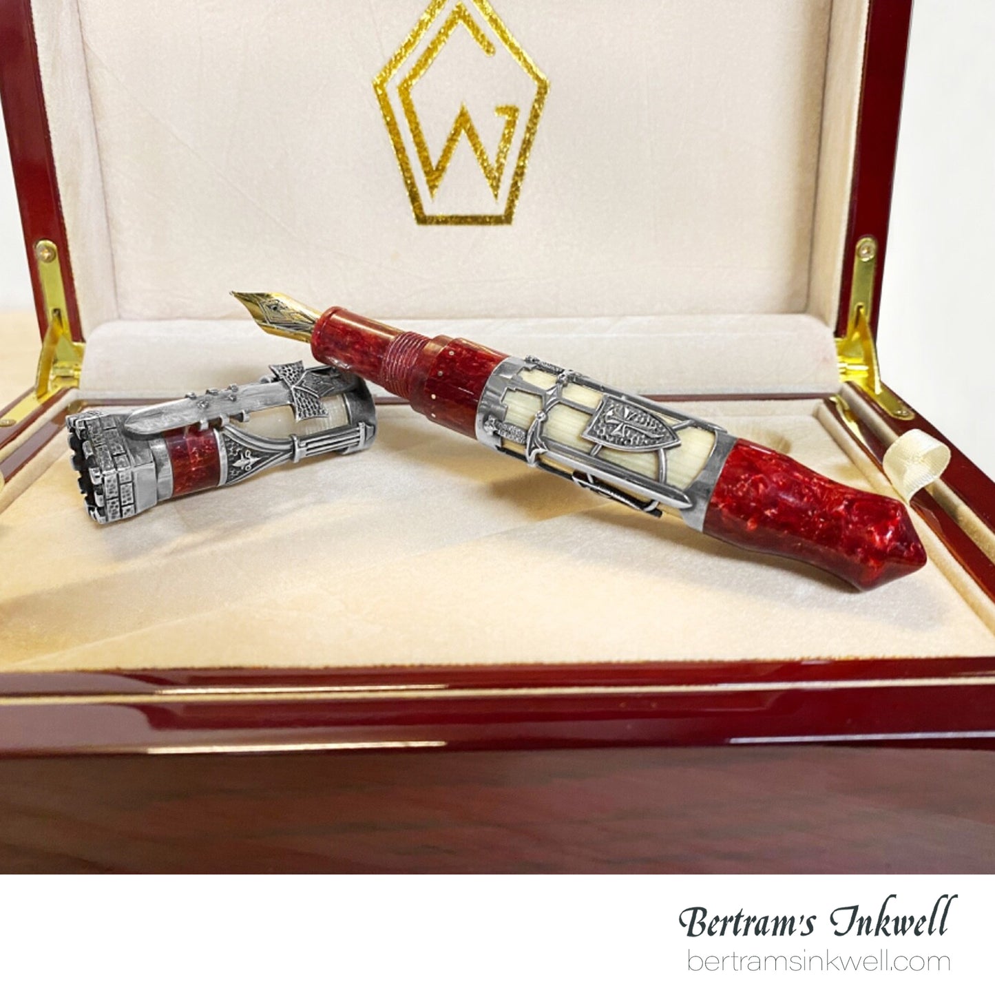 Gisi Pen Company Knights Templar Camelot Ivory Limited Edition Fountain Pen 2006