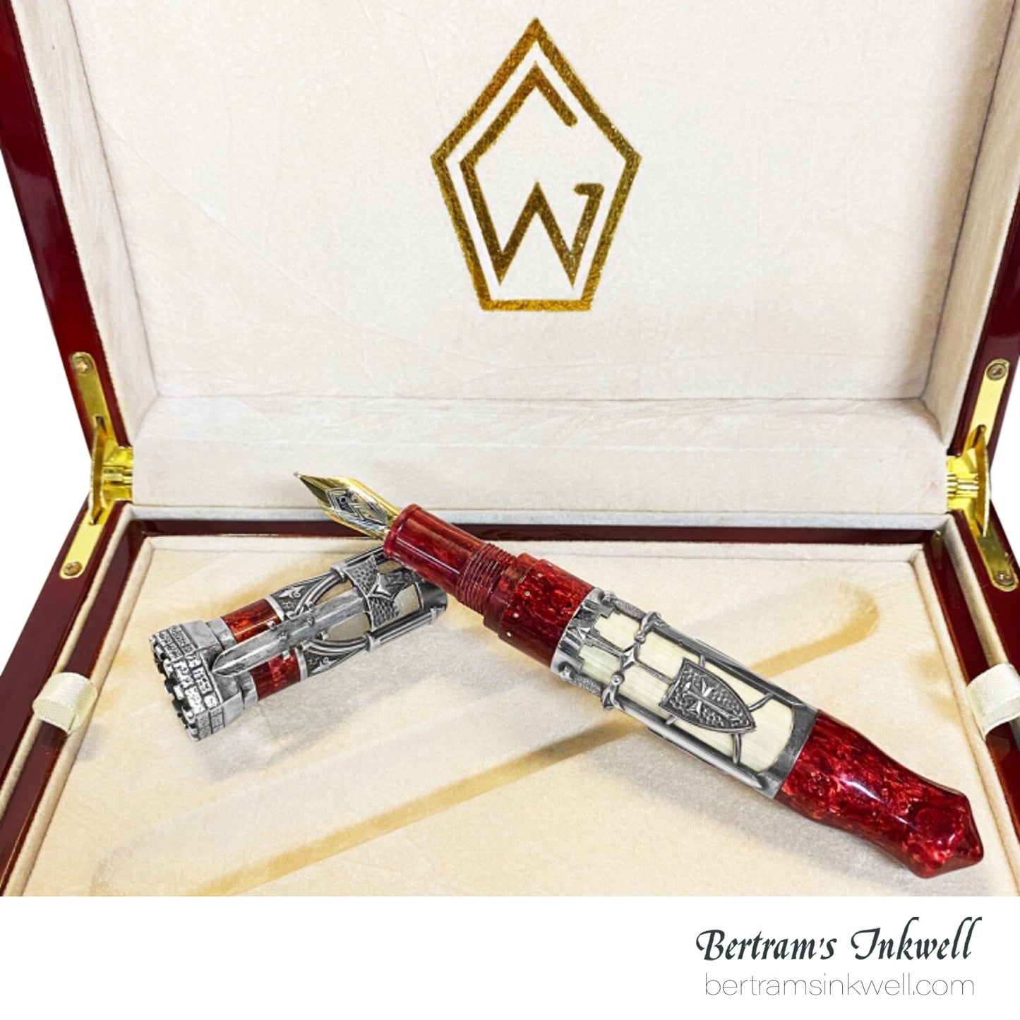 Gisi Pen Company Knights Templar Camelot Ivory Limited Edition Fountain Pen 2006