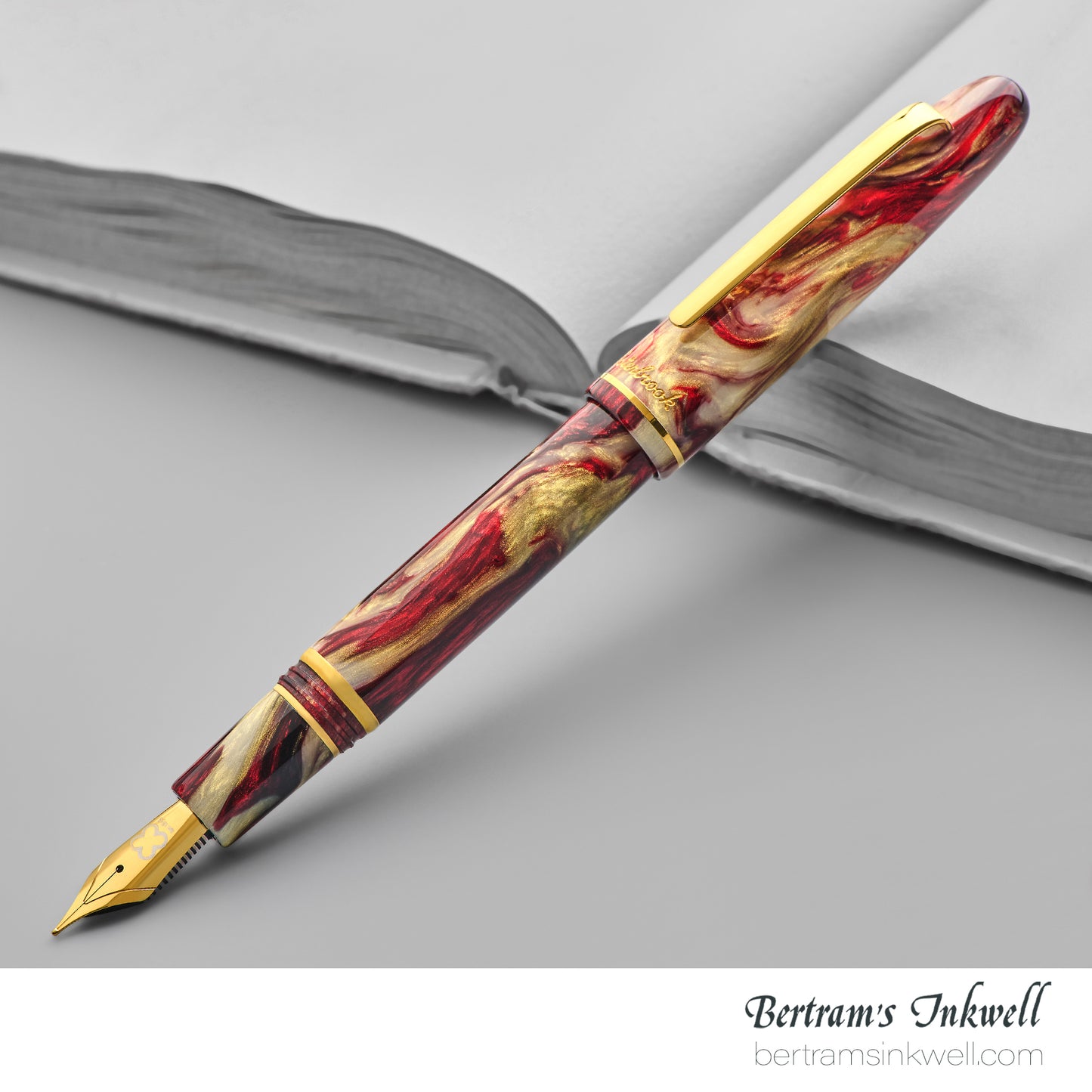 Esterbrook Estie King of the Night Standard Fountain Pen