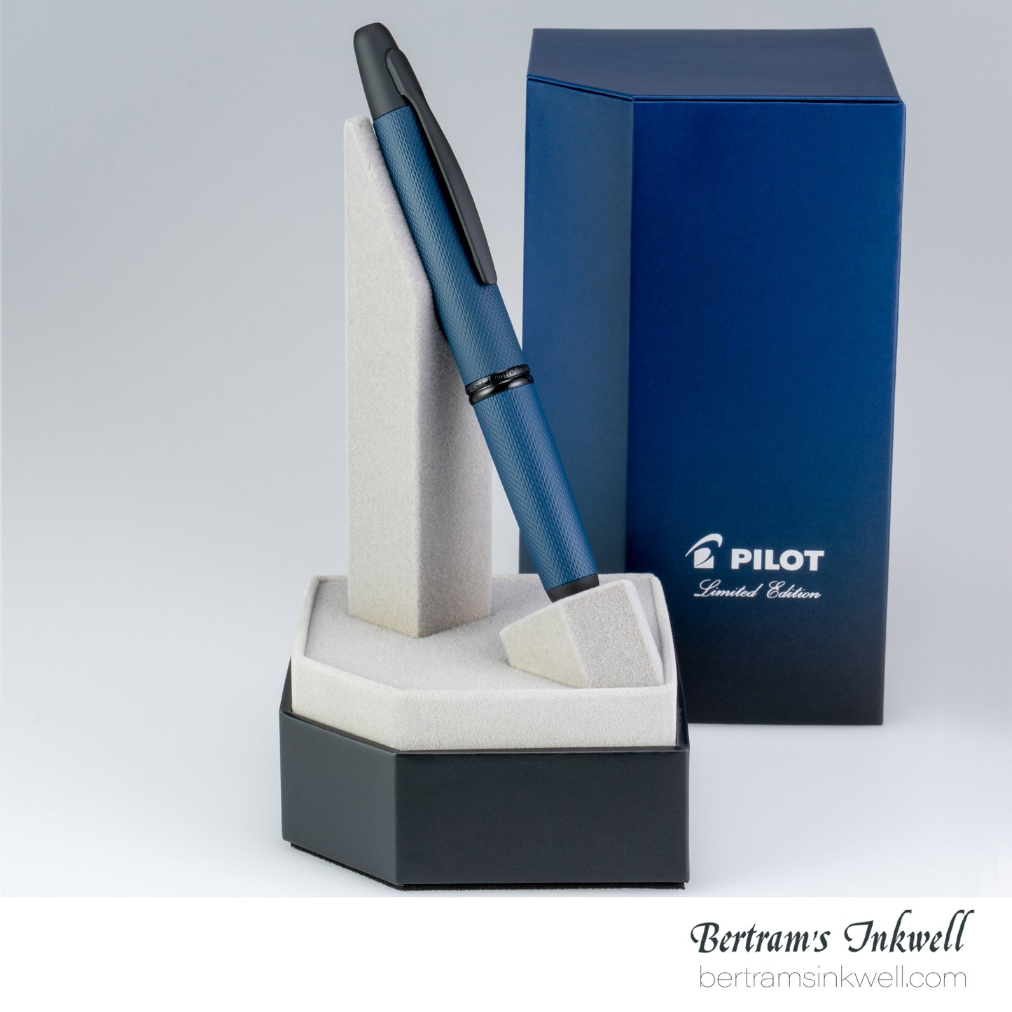Pilot Vanishing Point Link Midnight 2025 Limited Edition Fountain Pen