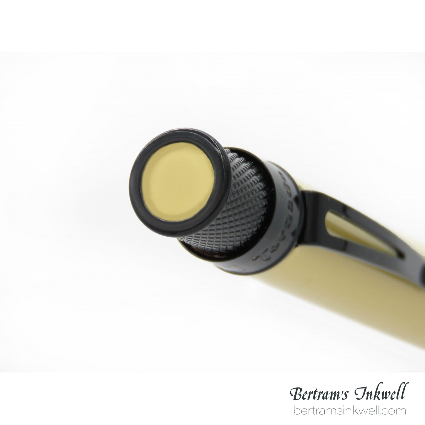 Retro 51 Tornado™ Stealth Lacquer - Desert Sand Rollerball