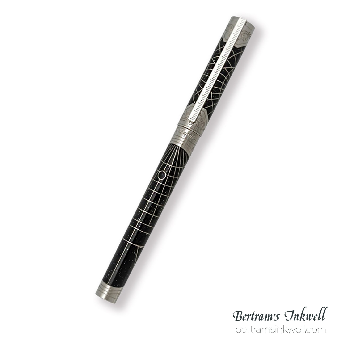 S.T. Dupont Neo Classique Shoot the Moon Fountain Pen 141031, 2015
