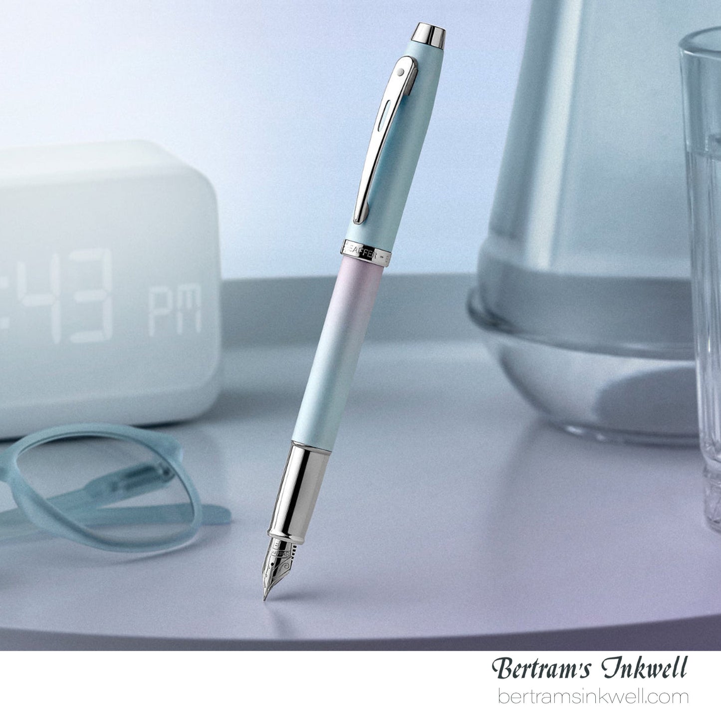 Sheaffer 100 Expressions Blue Pink Fountain Pen