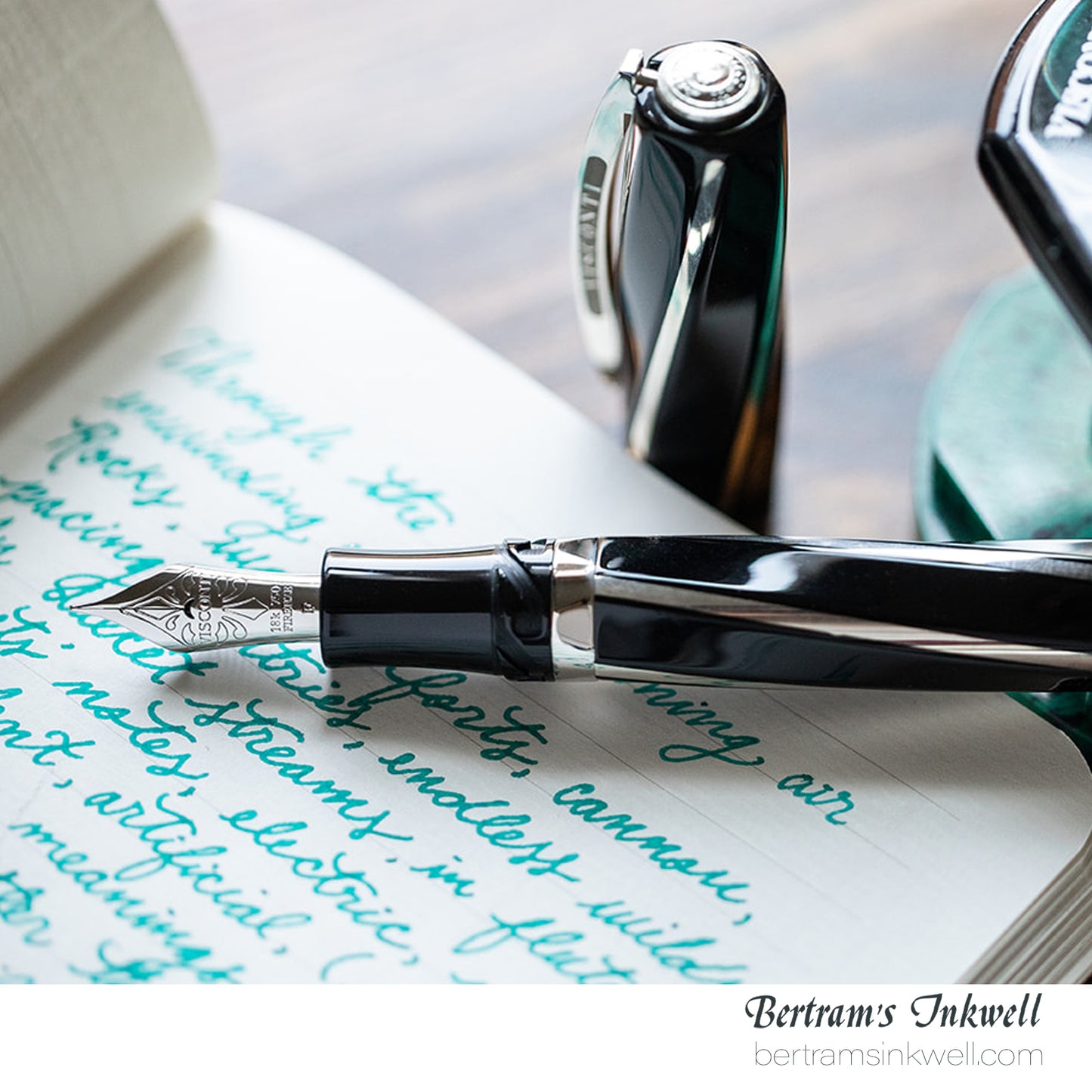Visconti Divina Black Oversize Fountain Pen