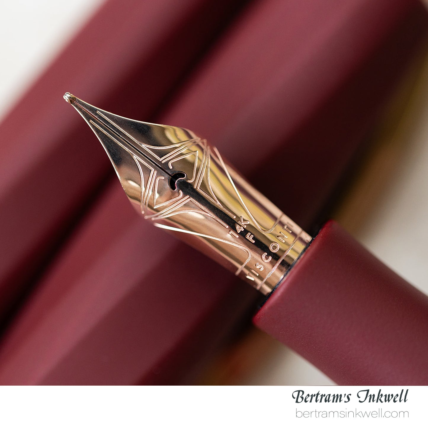 Visconti Divina Matte Bordeaux Oversize Fountain Pen