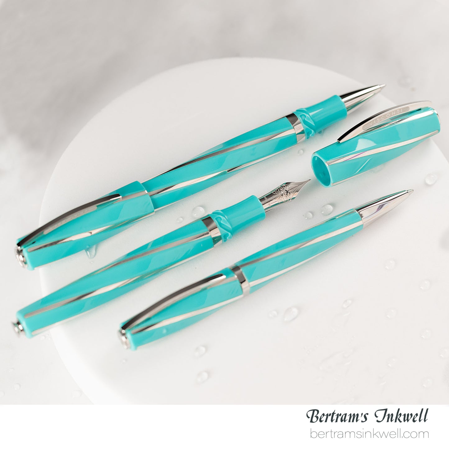 Visconti Divina Elegance Wave Oversize Fountain Pen