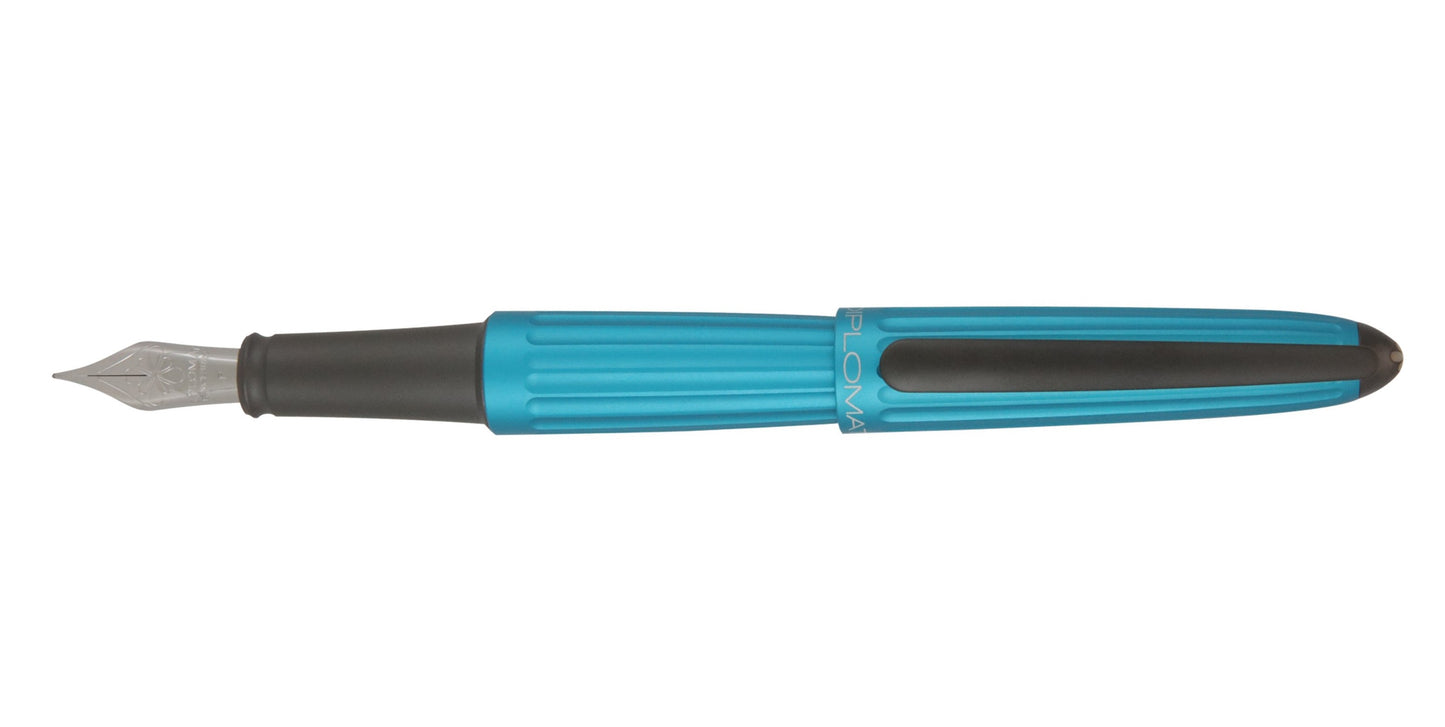 Diplomat Aero Turquoise Fountain Pen