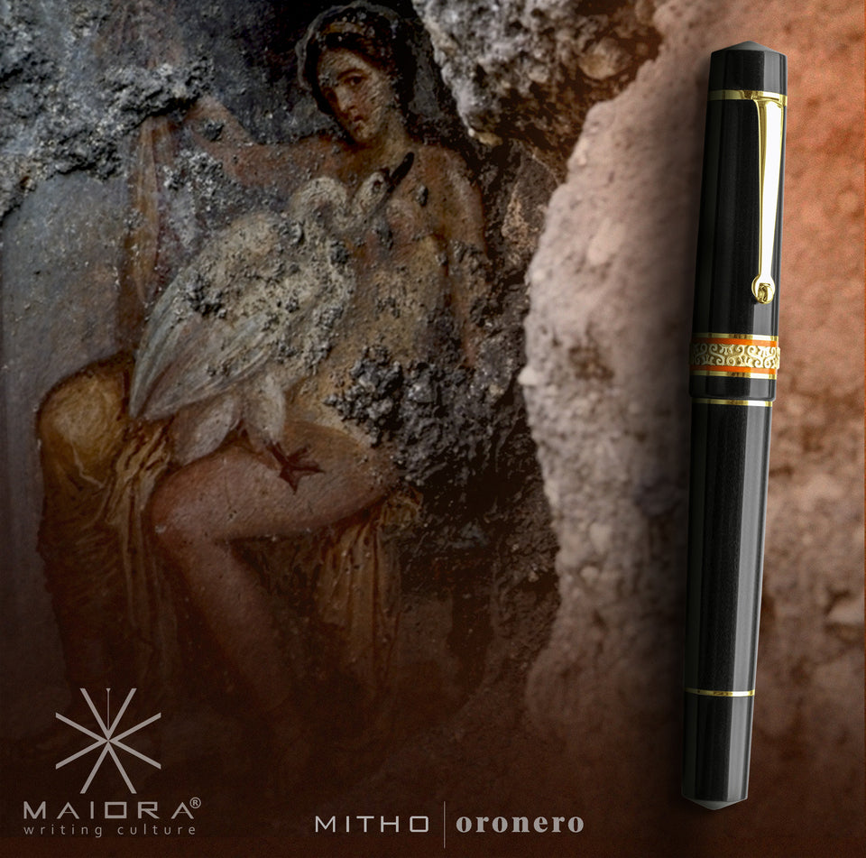 Maiora Mytho OroNero Mirror Black With Orange Rings Fountain Pen
