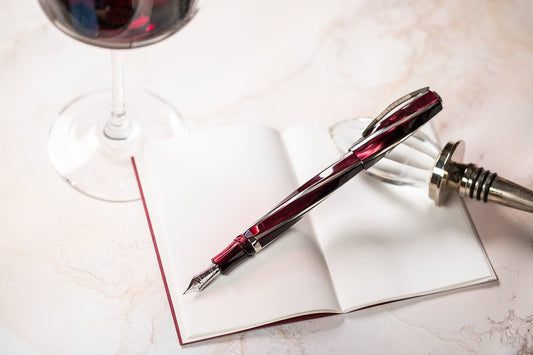 Visconti Divina Elegance Bordeaux Collection