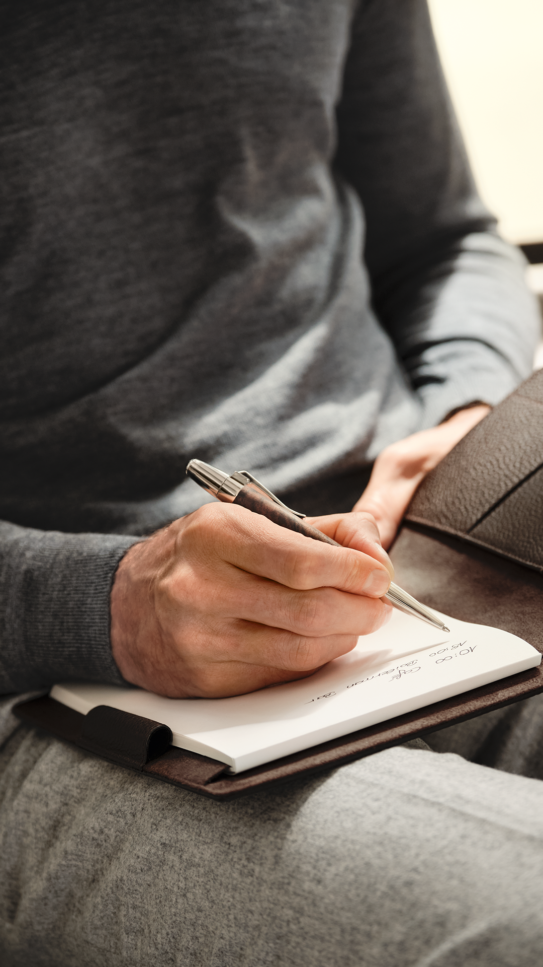 Graf von Faber-Castell Magnum Walnut Ballpoint