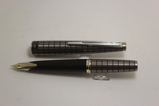 Pilot Elite Stainless Steel Fountain Pen