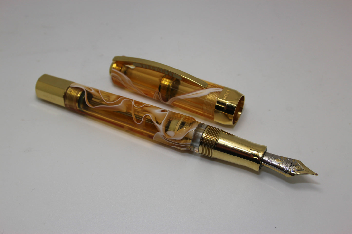 Visconti Opera Master Honey Cream Limited Edition Fountain Pen