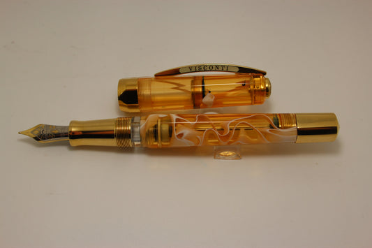 Visconti Opera Master Honey Cream Limited Edition Fountain Pen