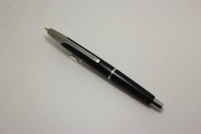 Pilot Vintage Vanishing Point 14kt gold fine nib