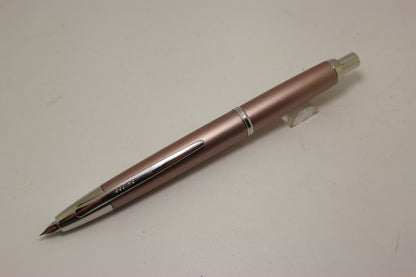Pilot Vanishing Point Decimo Fountain Pen Champagne