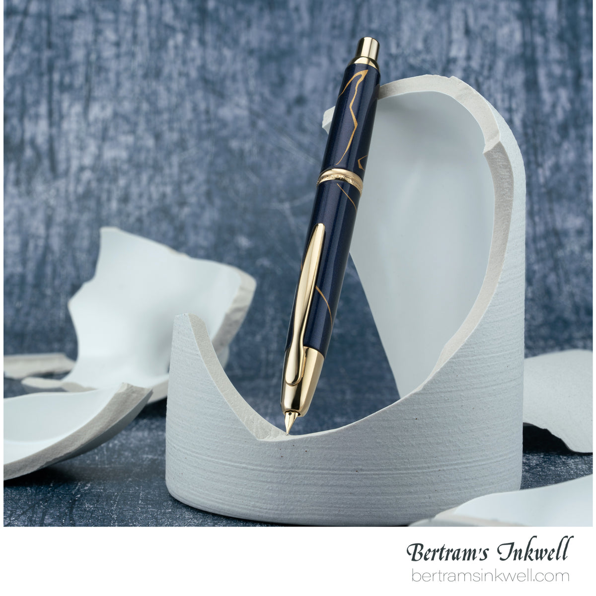 Pilot Vanishing Point Golden Journey 2026 Limited Edition Fountain Pen