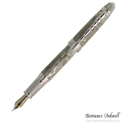 David Oscarson Winter Grey & Rhodium Fountain Pen