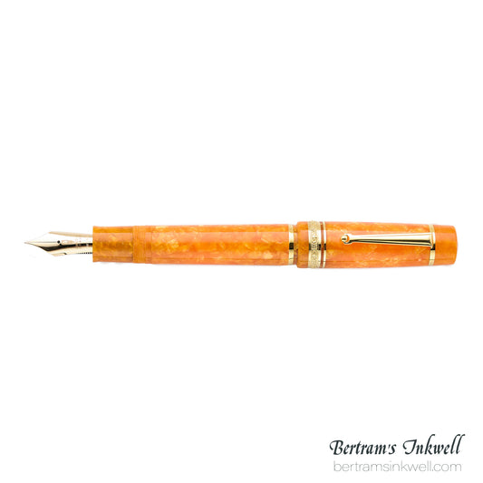 Delta DV Original Overize Oro Fountain Pen