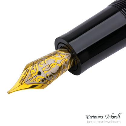 Delta Four Rings Collection - Crimson Night Fountain Pen Limited Edition