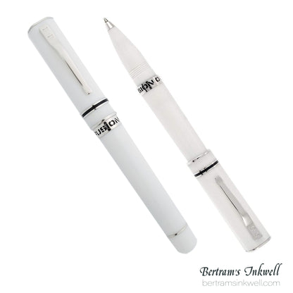 Delta Fusion One White Rollerball With Leather Pen Case