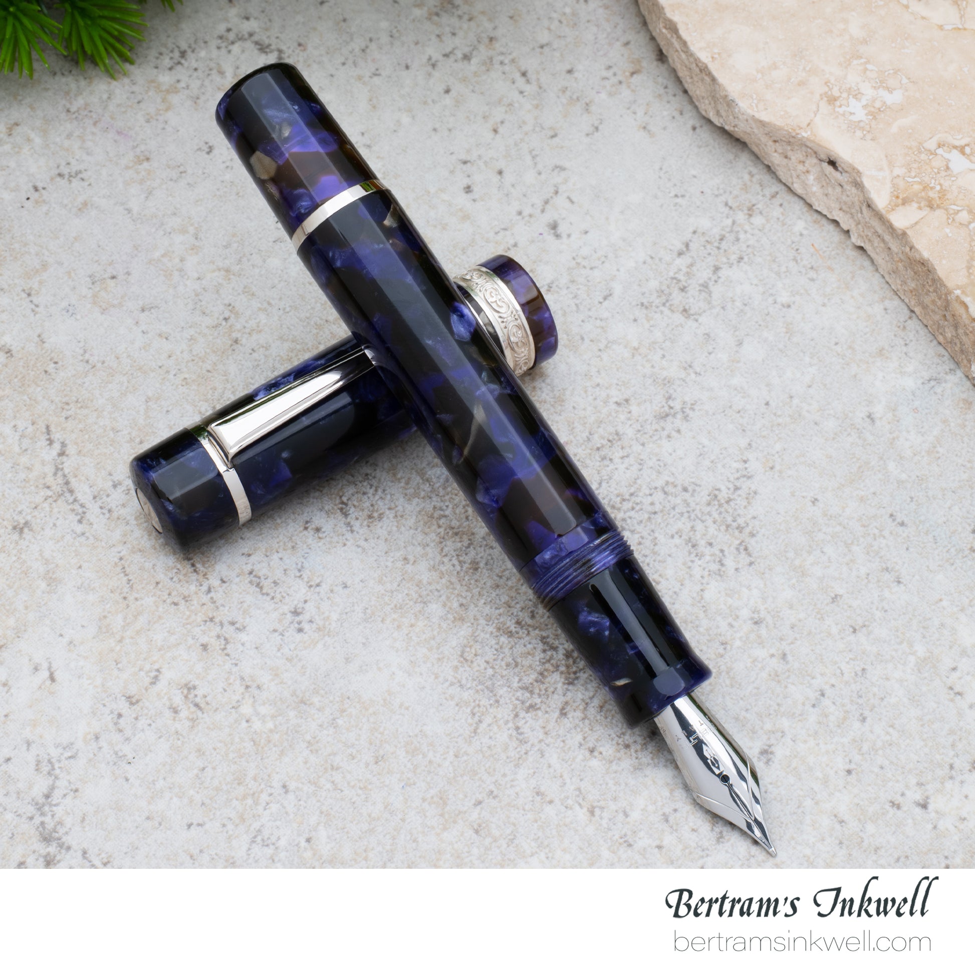 Delta Reservoir Numbered Fountain Pen - Special Resin (Special Edition)