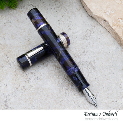 Delta Reservoir Numbered Fountain Pen - Special Resin (Special Edition)