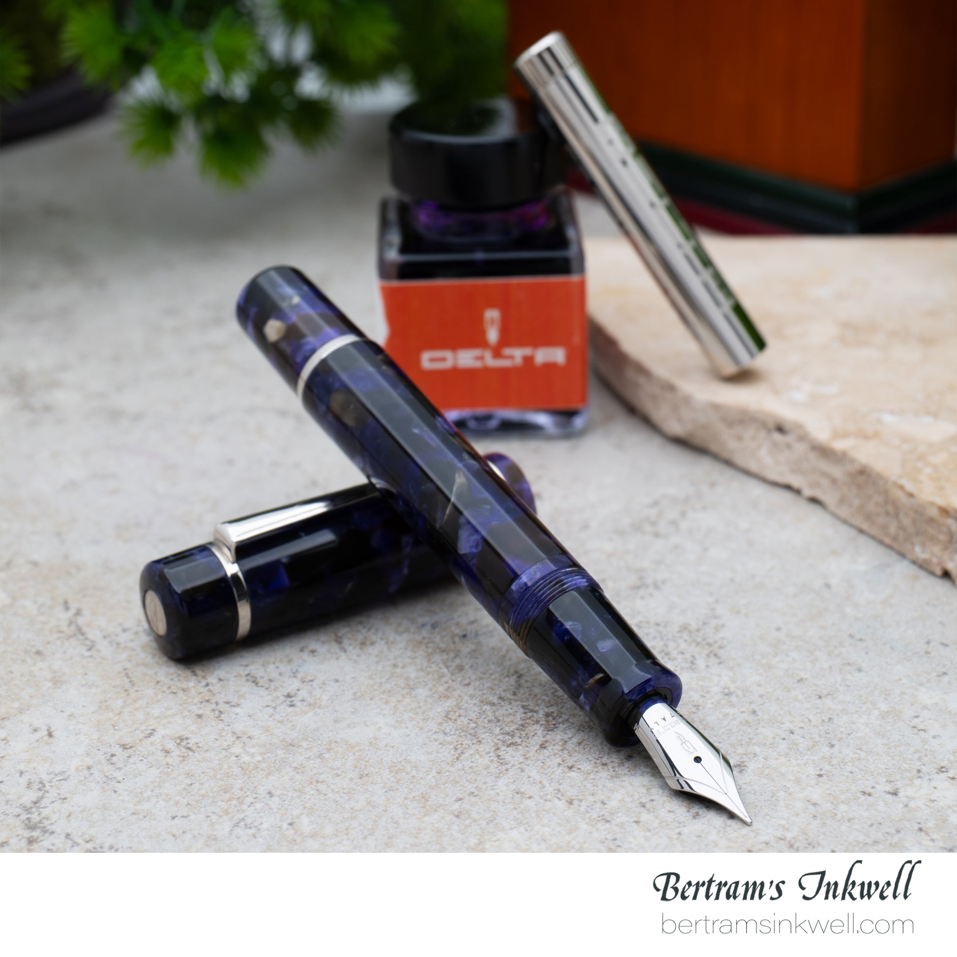 Delta Reservoir Numbered Fountain Pen - Special Resin (Special Edition) SKU: DE66425