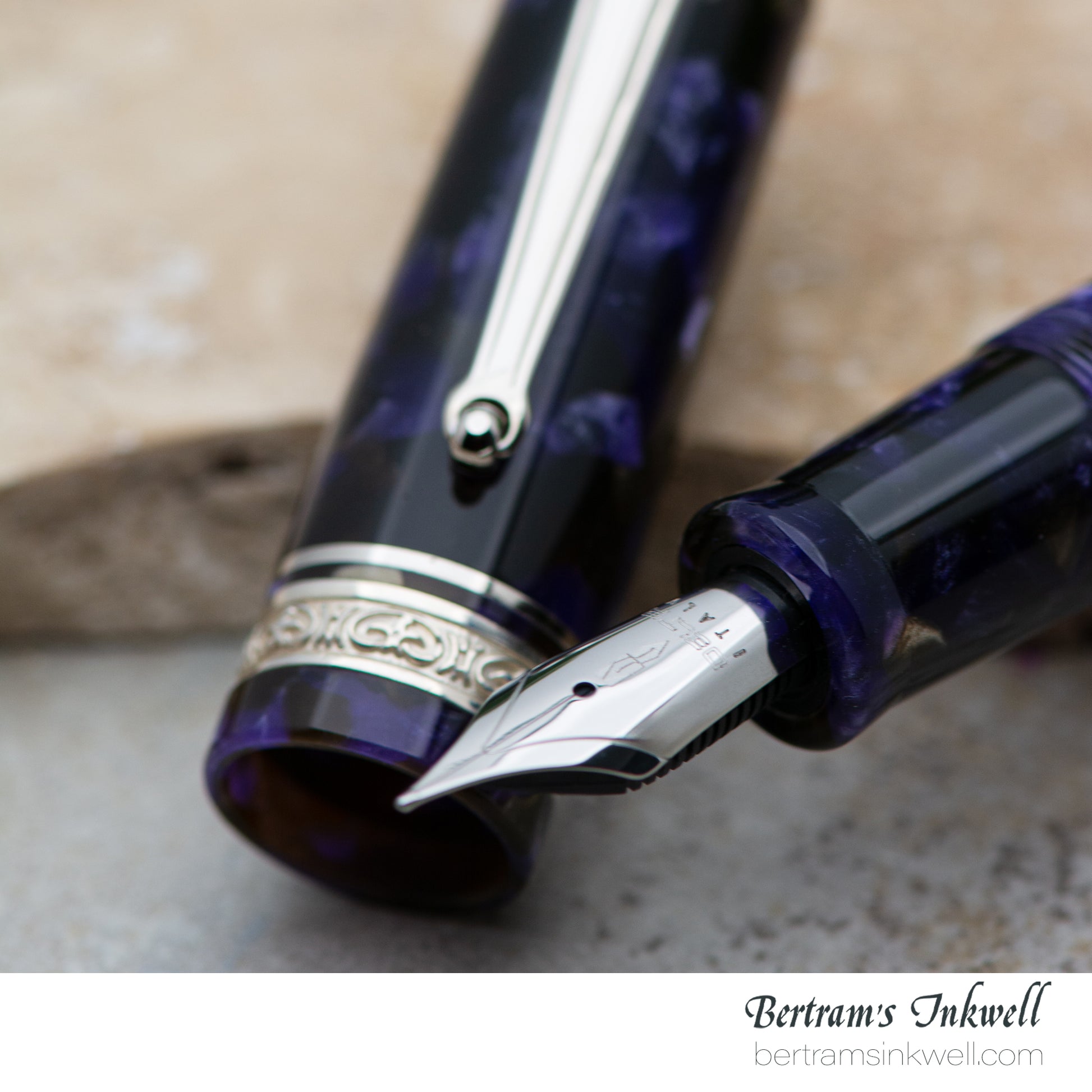 Delta Reservoir Numbered Fountain Pen - Special Resin (Special Edition)