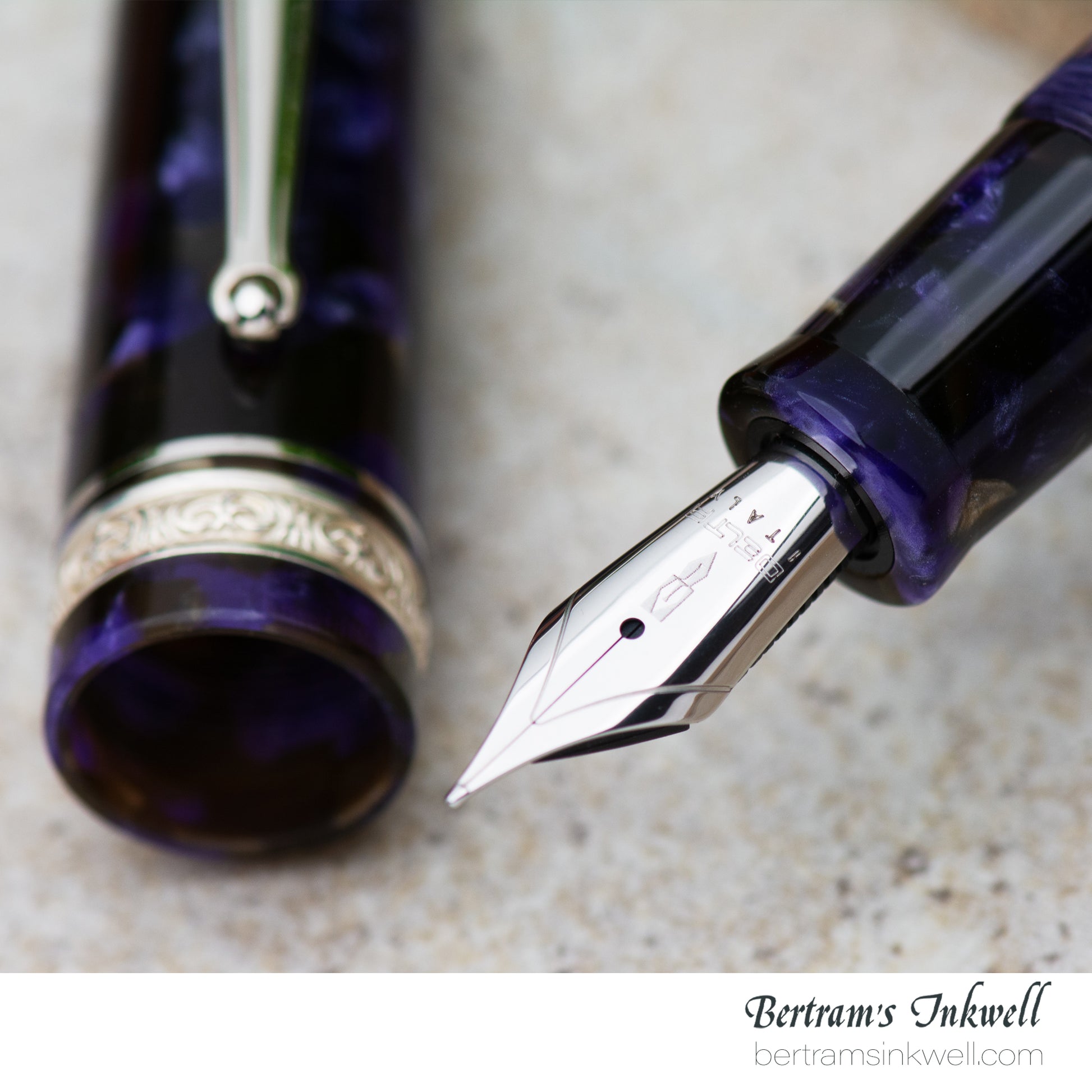 Delta Reservoir Numbered Fountain Pen - Special Resin (Special Edition)