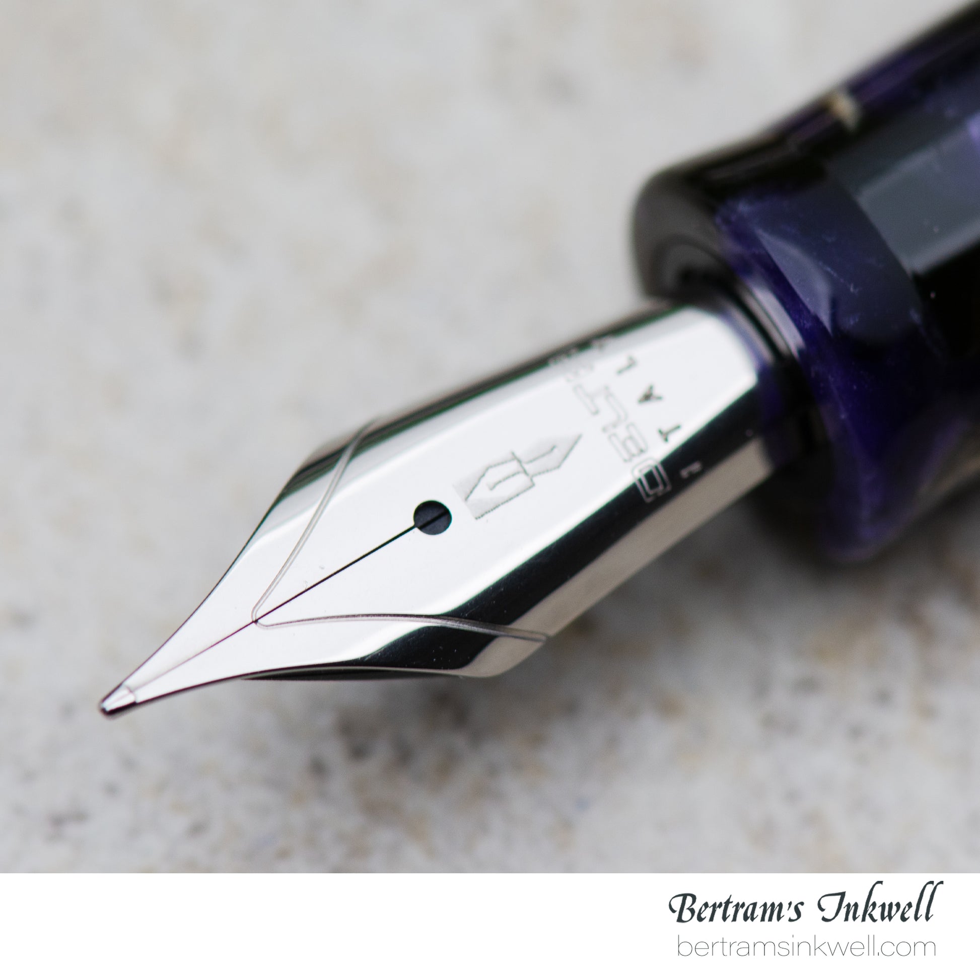 Delta Reservoir Numbered Fountain Pen - Special Resin (Special Edition)