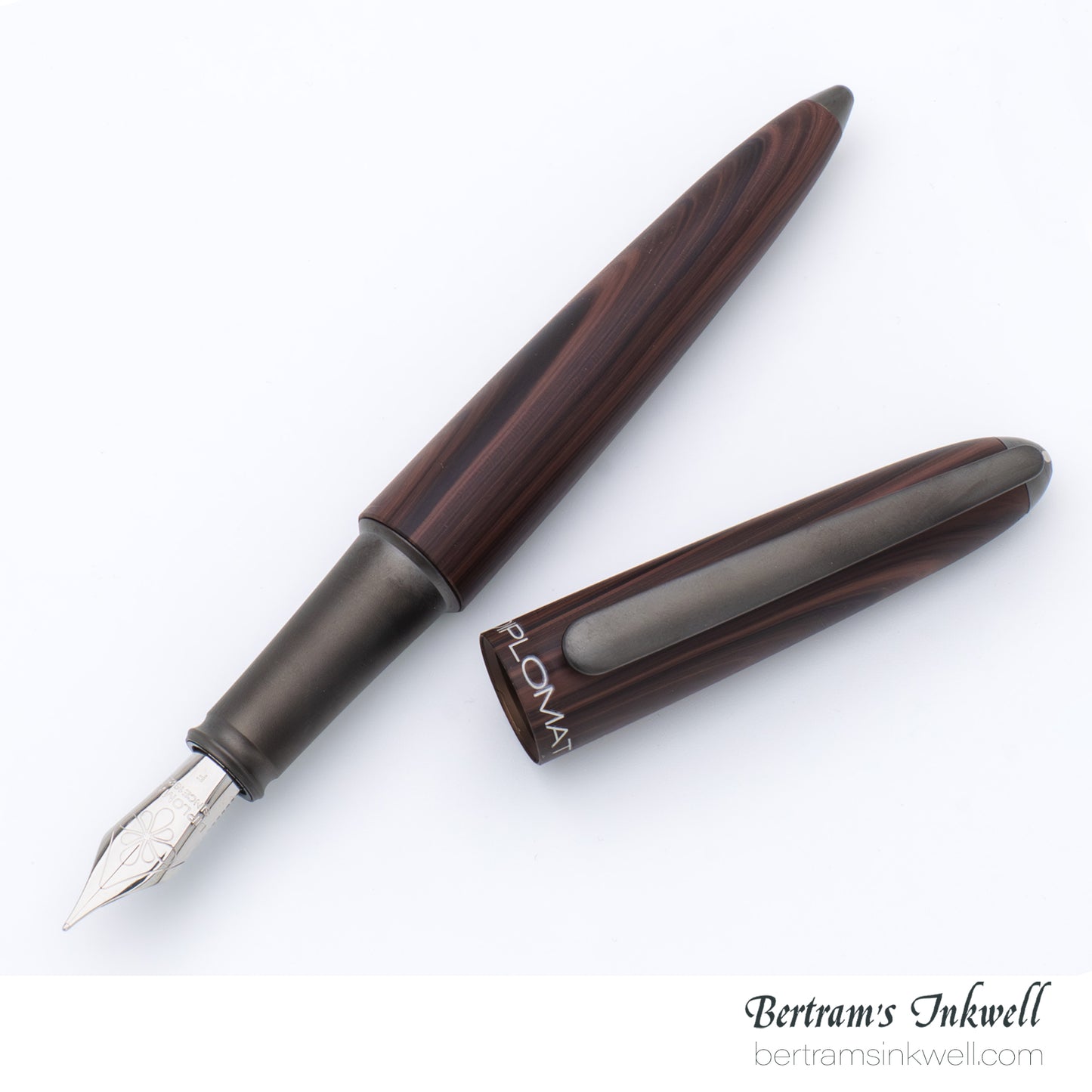 Diplomat Aero Black Forest Fountain Pen