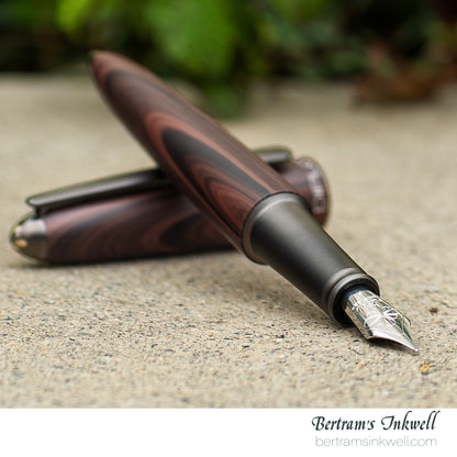 Diplomat Aero Black Forest Fountain Pen