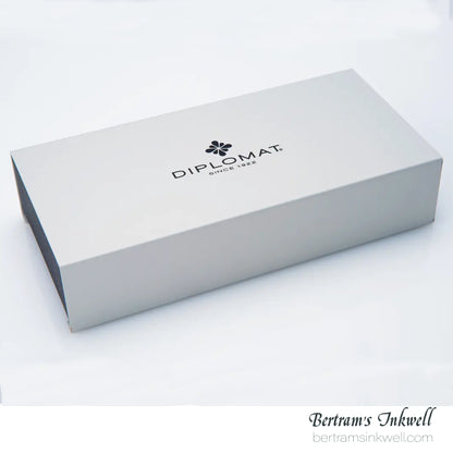 Diplomat Aero Black Forest Fountain Pen (14K Gold Nib)