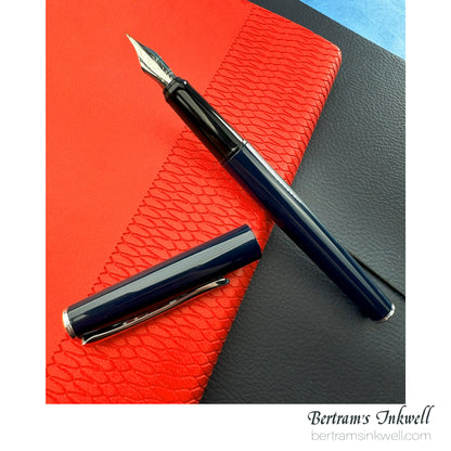 Diplomat Esteem Dark Blue Fountain Pen