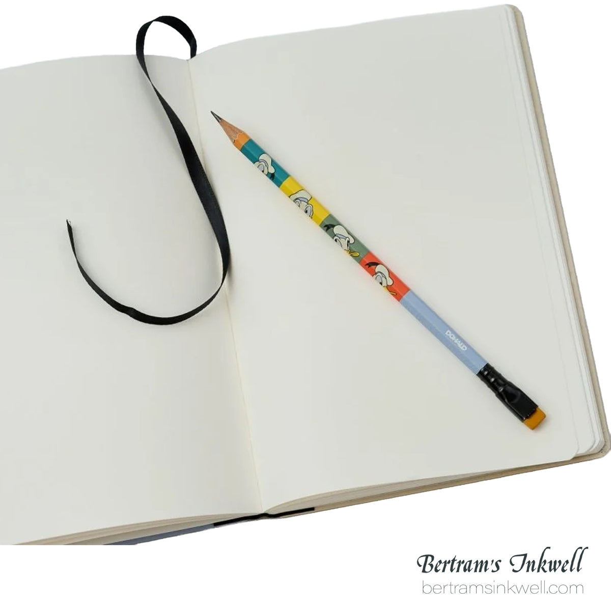 Disney "Mickey And Friends" Notebook And Pencil - Donald Duck And Daisy Duck