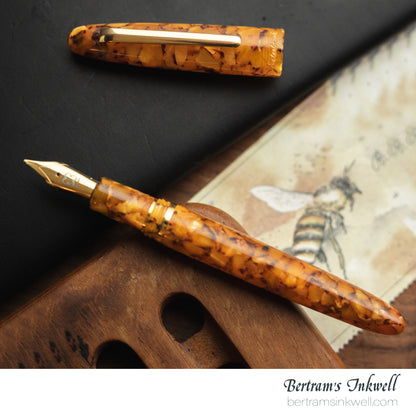 Esterbrook Estie Honeycomb Regular Size Gold Trim Fountain Pen