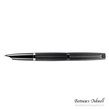Diplomat Viper Noir Guilloche Fountain Pen