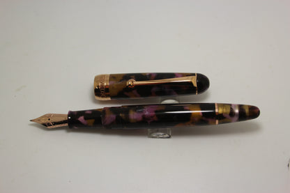 Penlux Masterpiece Delgado Fountain Pen