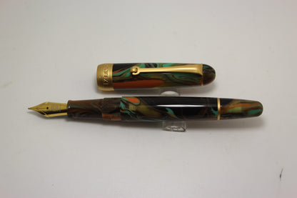 Penlux Masterpiece Delgado-Peacock Fountain Pen