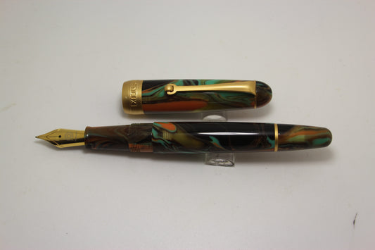 Penlux Masterpiece Delgado-Peacock Fountain Pen