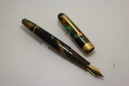 Penlux Masterpiece Delgado-Peacock Fountain Pen
