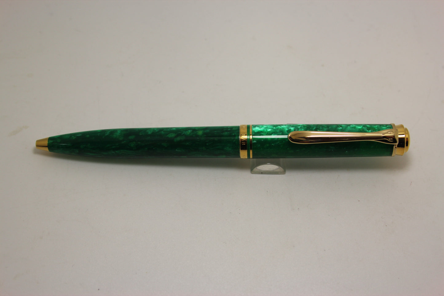 Pelikan K600 Vibrant Green Ballpoint