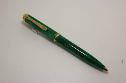 Pelikan K600 Vibrant Green Ballpoint