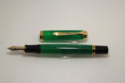 Pelikan M600 Vibrant Green Fountain Pen